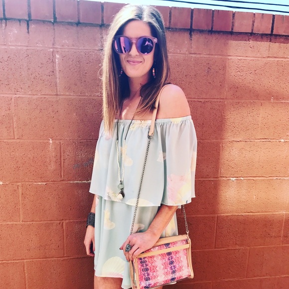 Friends call me TrendyJen🌈🦄| the endless dresser - Picture 11 of 16